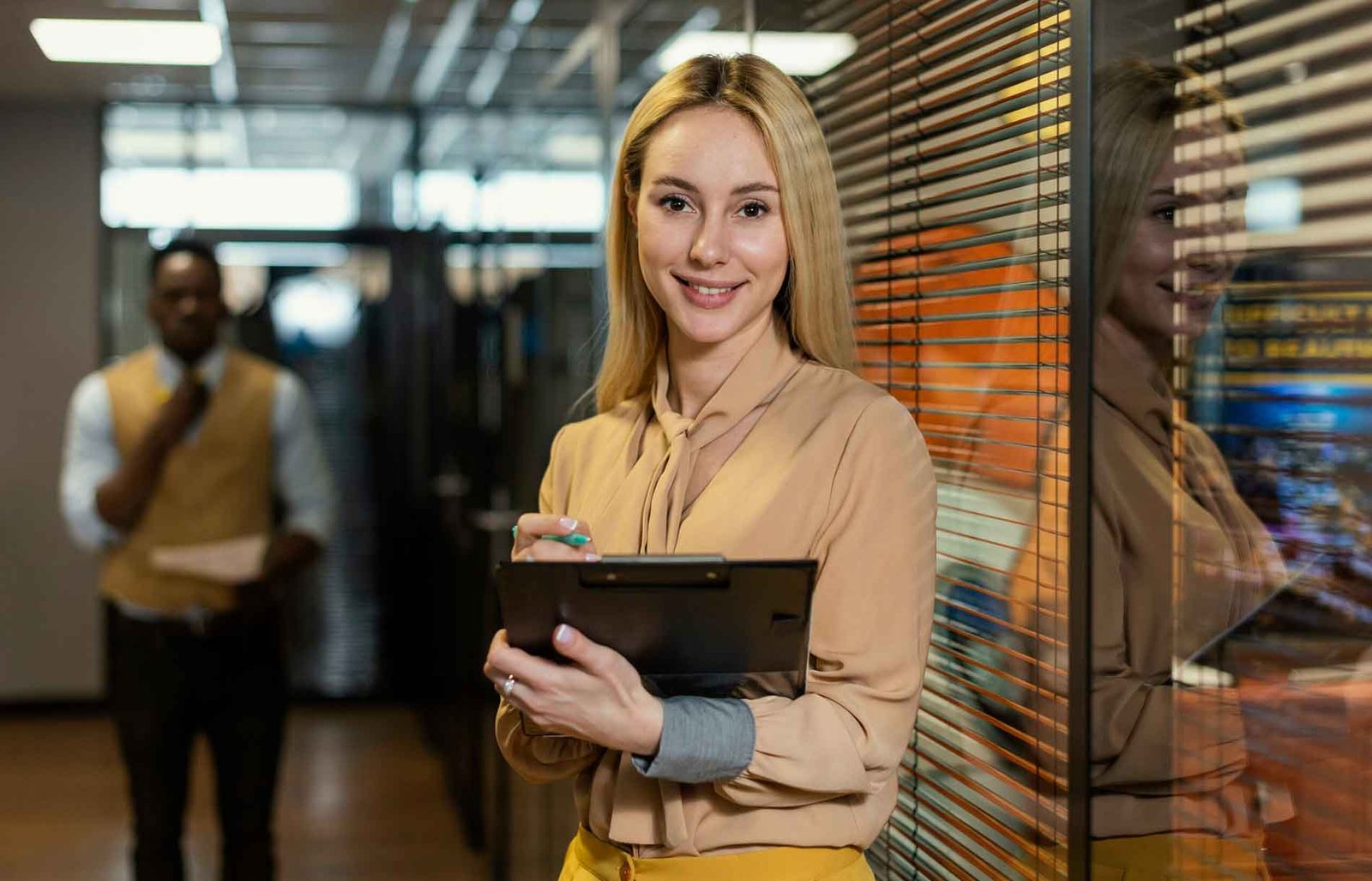 Anaton WordPress Theme